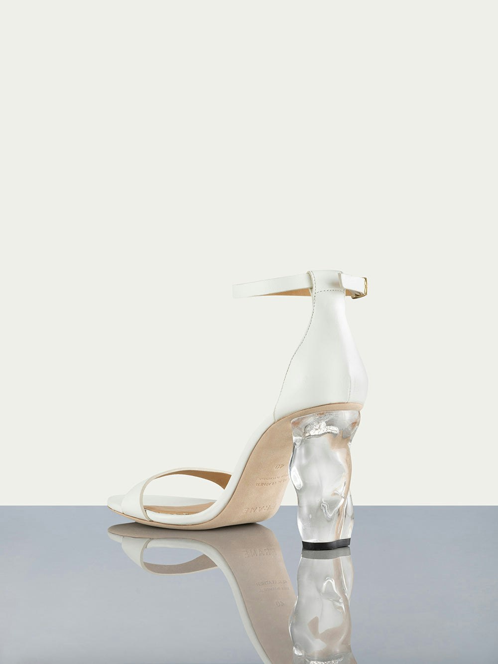 shoe back view alt:hover alt:size alt:fit2